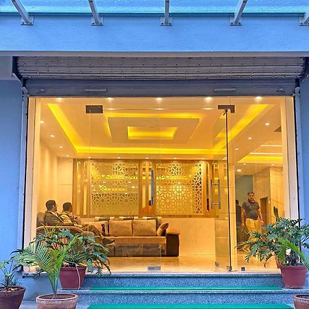 Hotel Nilakantha Pvt. Ltd Katmandou Extérieur photo
