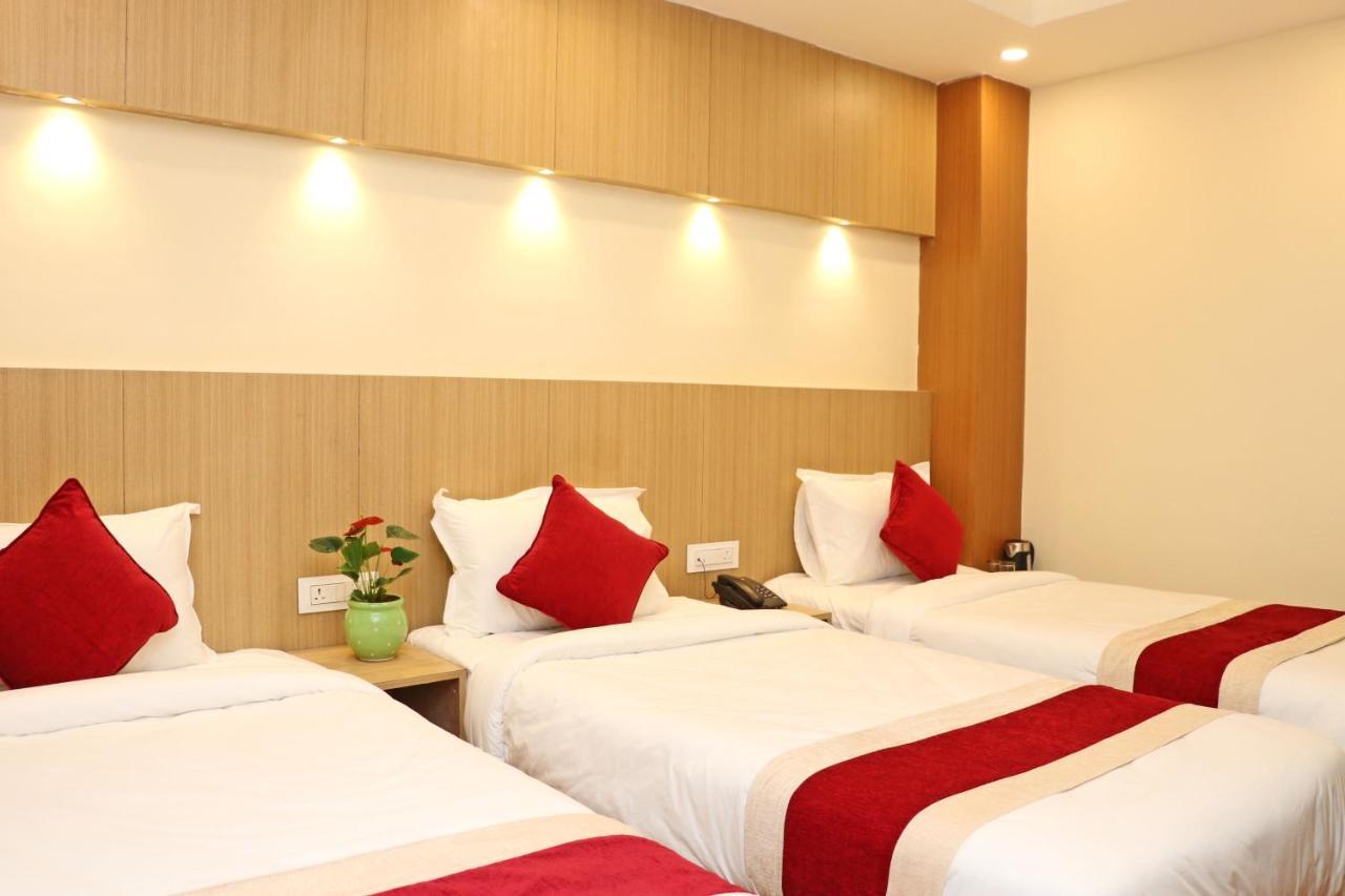 Hotel Nilakantha Pvt. Ltd Katmandou Extérieur photo