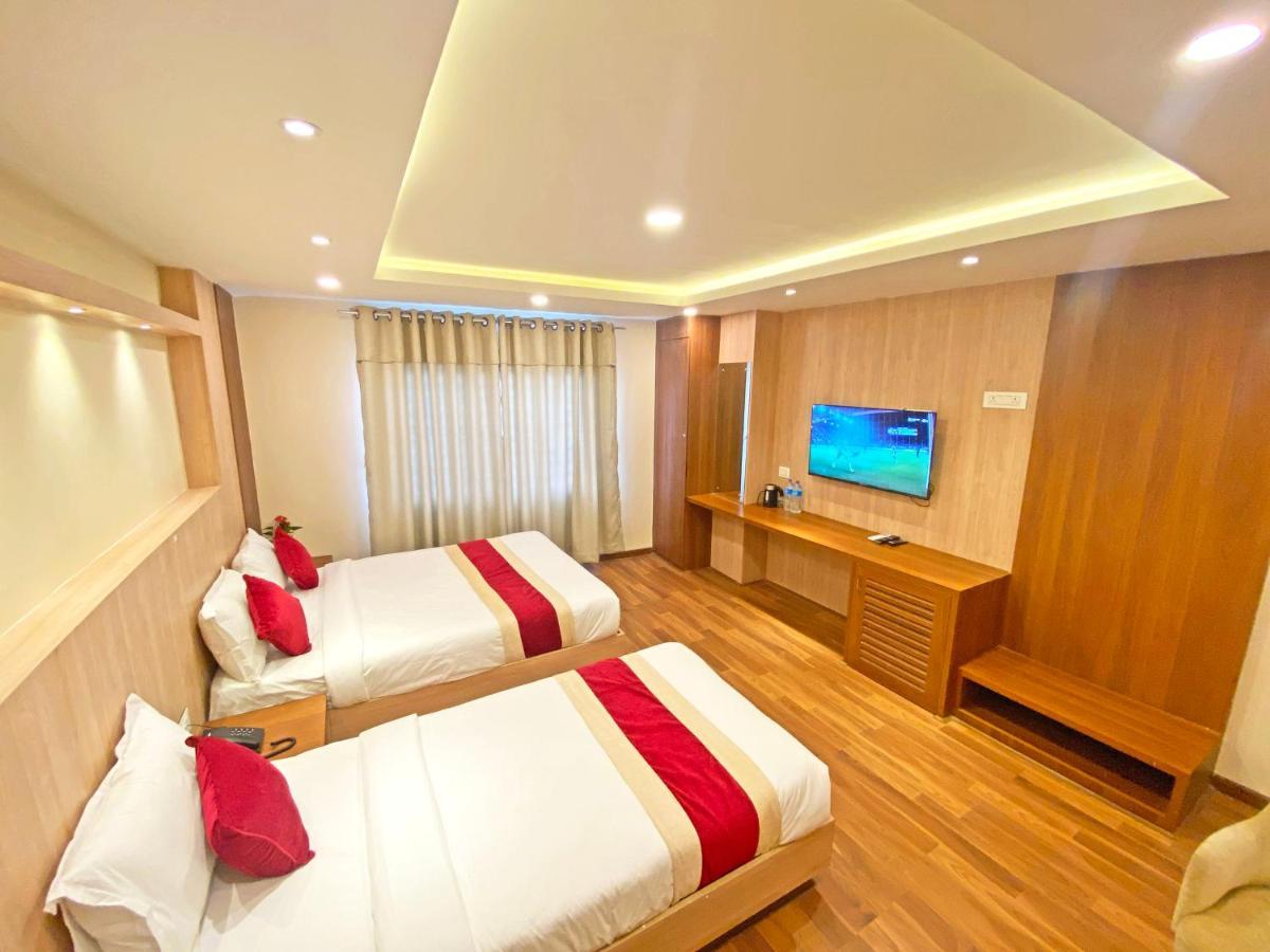 Hotel Nilakantha Pvt. Ltd Katmandou Extérieur photo