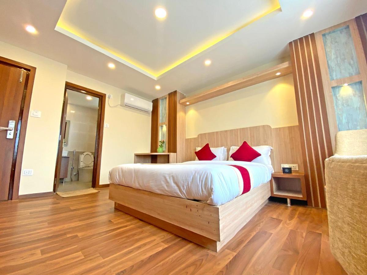 Hotel Nilakantha Pvt. Ltd Katmandou Extérieur photo