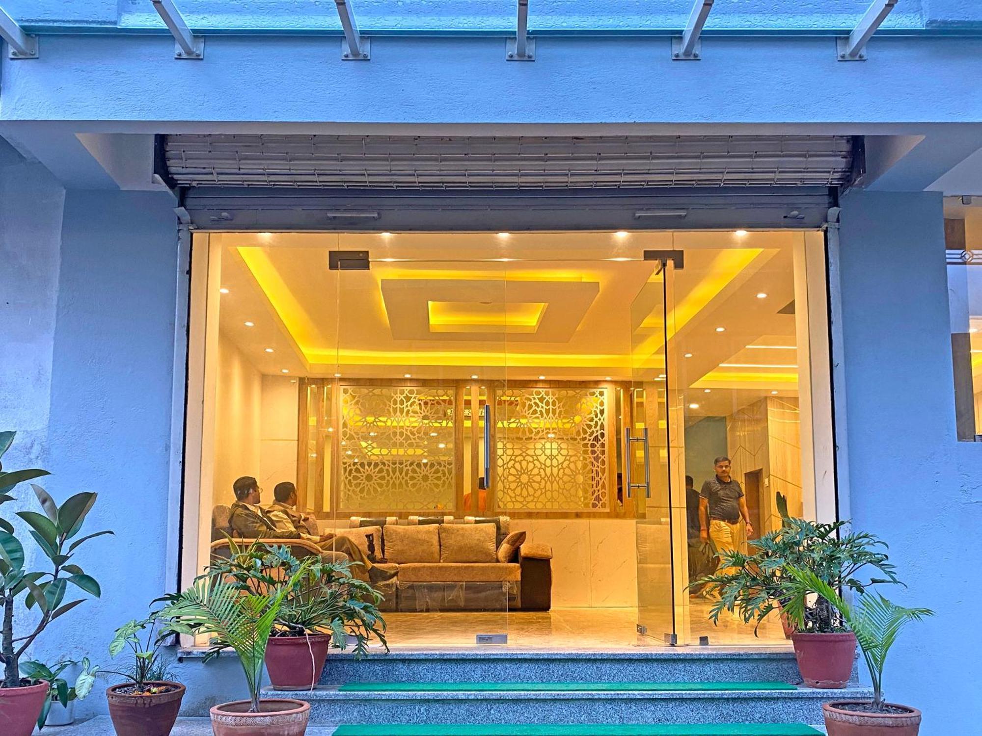 Hotel Nilakantha Pvt. Ltd Katmandou Extérieur photo